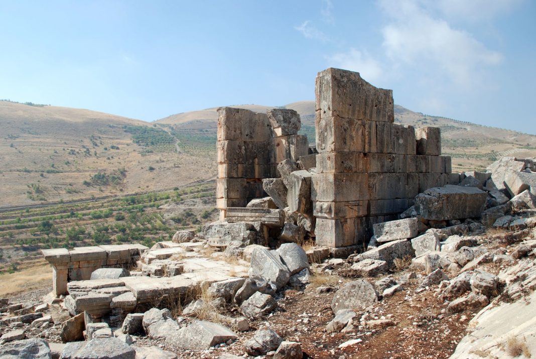 Hosn Niha, above Niha (Zahlé), Lebanon, roman temple A from northeast